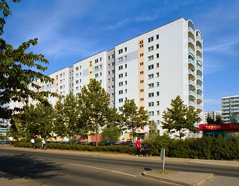 Kleine räumliche Wohnung für Singles und Studenten — photo 1